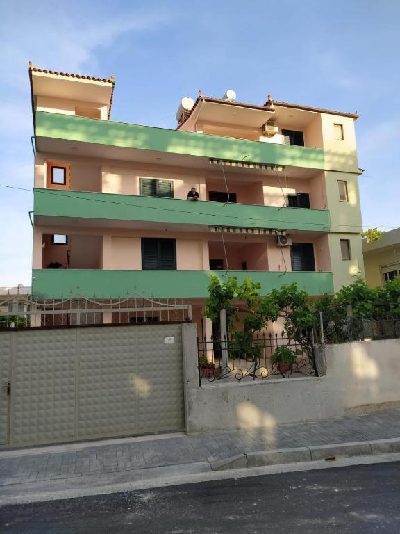 Villa Beni Osmenaj Vlore Luaran gambar