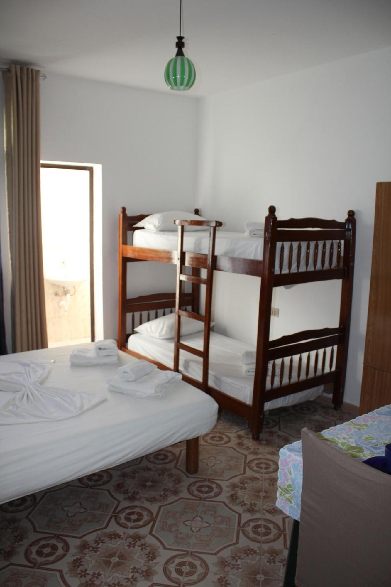 Villa Beni Osmenaj Vlore Luaran gambar
